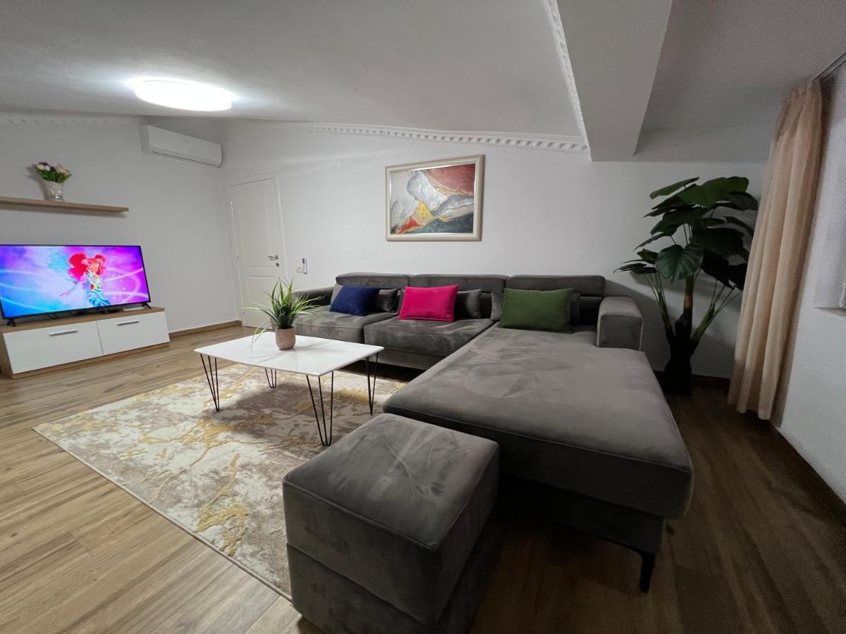 House * Elbasan